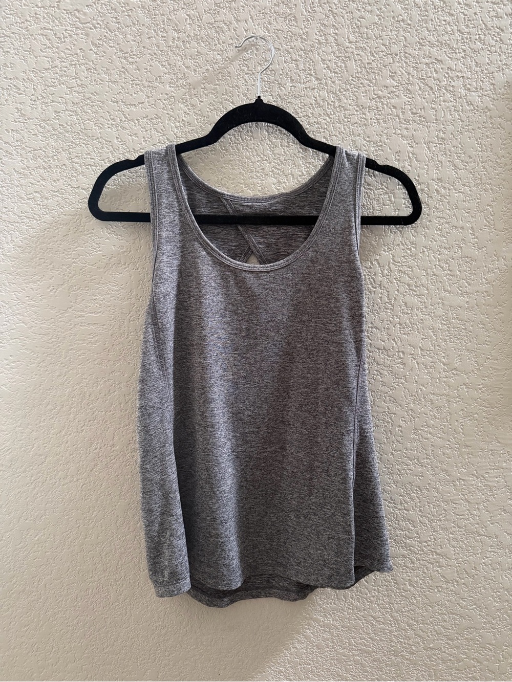 Old Navy Active Women’s Grey Tank Top - Classic Scoop Neck